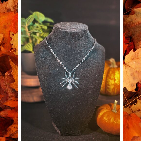 Gothic-Style Spider Necklace - Picture 2 of 5